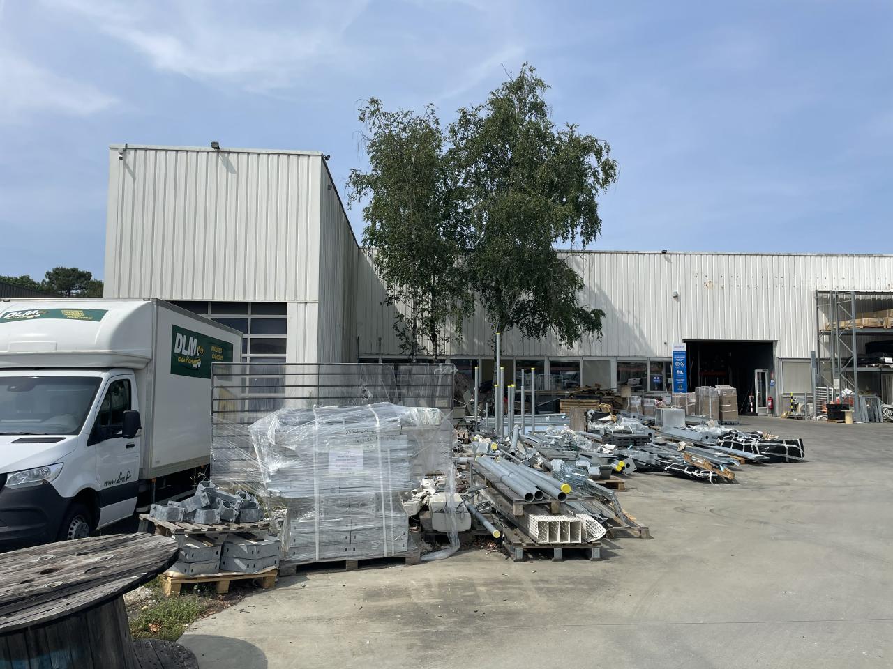 Local d'activité Pessac 2550m² Location local d'activité Pessac Gironde OLACT2419696 2